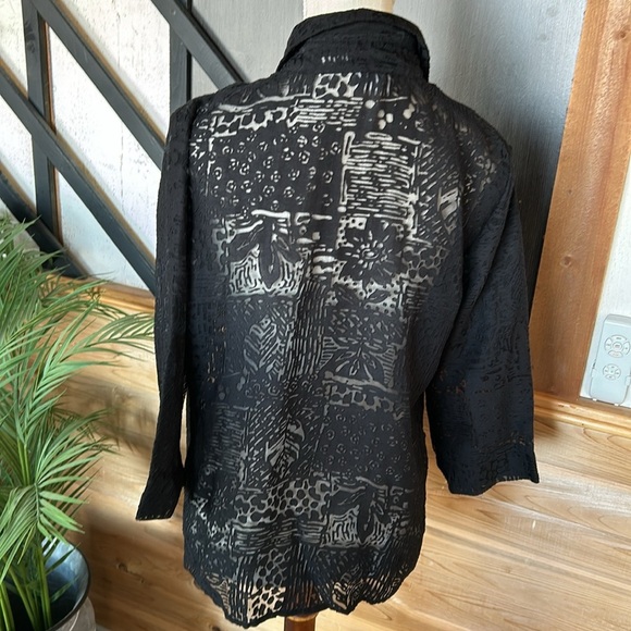 White tag black blouse medium pre loved - Picture 3 of 4